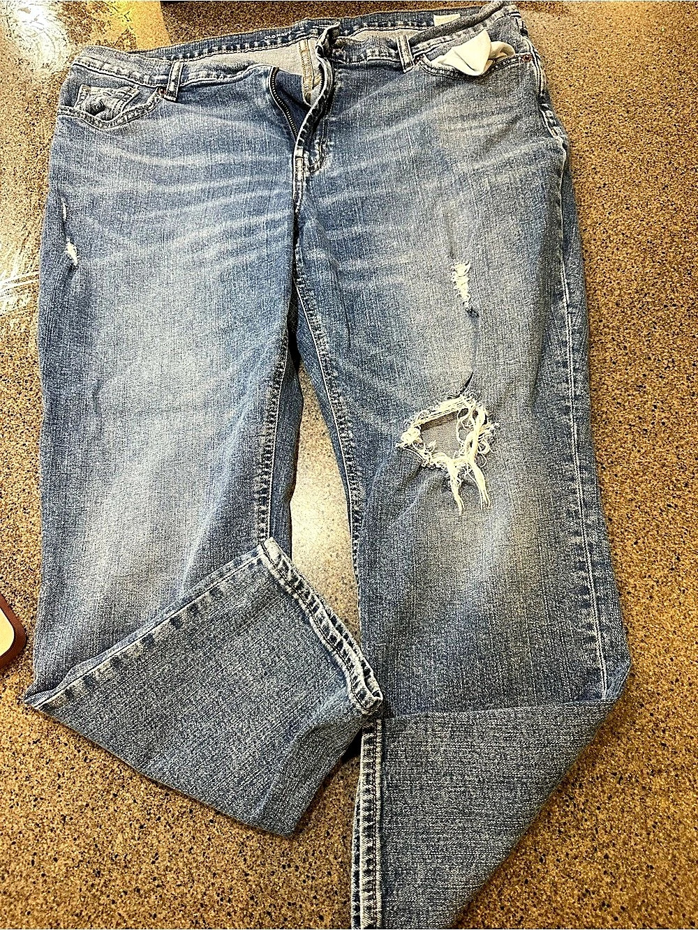 Old Navy Boyfriend Distressed Jeans in Blue Waist 16